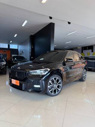 BMW X1 2.0 16V TURBO ACTIVEFLEX SDRIVE20I M SPORT 25 ANOS 4P AUTOMÁTICO
